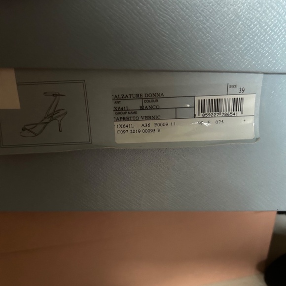 Prada patent leather sandal heels - Picture 7 of 7